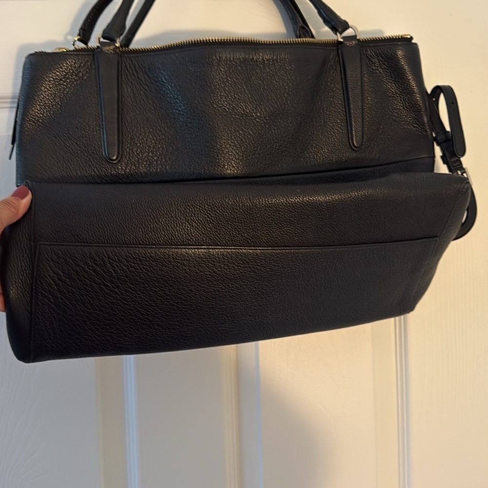 Authentic Coach Black Leather work/office Shoulder Bag - Picture 3 of 10
